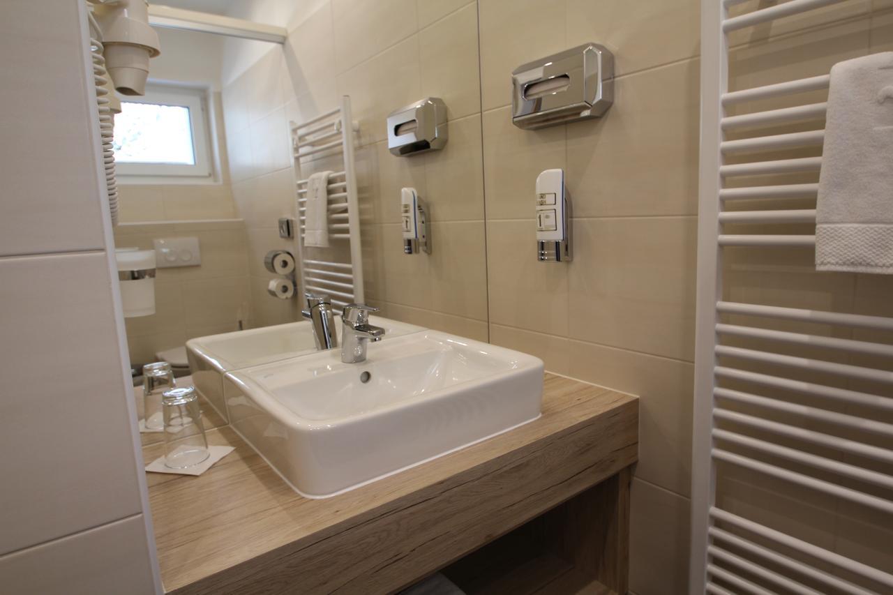 Burg Rooms - 24H Self-Check-In Spielberg Bei Knittelfeld Exterior foto